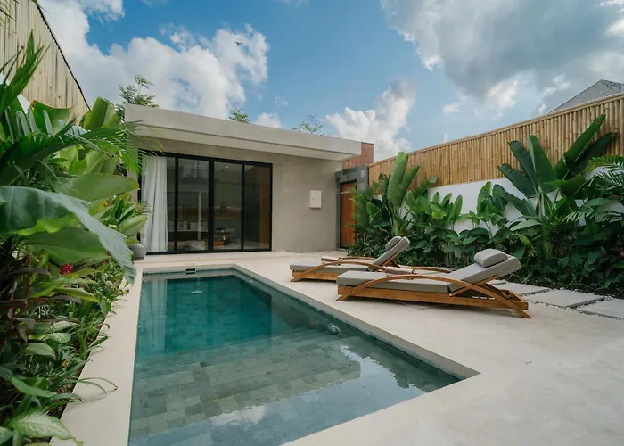 Aquamarine 8a Vakantiehuis Canggu